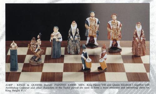 A140P - Kings & Queen's Handpainted Chessmen
