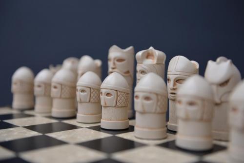 Studio Anne Carlton British Hand Made Chess Sets by Prestigegames.co.uk008
